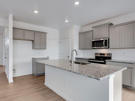 7th image of this home