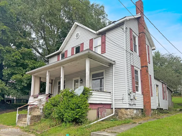 2009 Philadelphia Ave, Northern Cambria, PA 15714