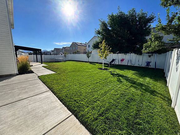 5th image of 227 W Braeburn Ln Lot 8