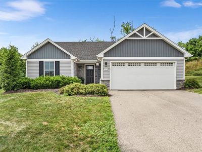 572 Birch Dr, Houston, PA, 15342