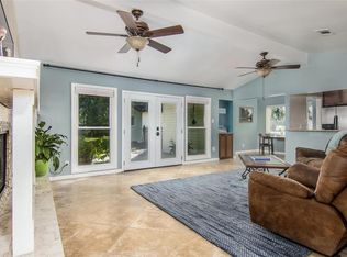 4006 Bayou Grove Dr, Seabrook, TX 77586