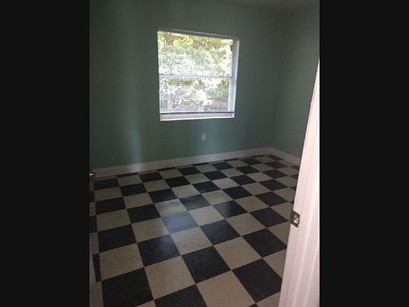 4th image of 3968 Pearl St #A