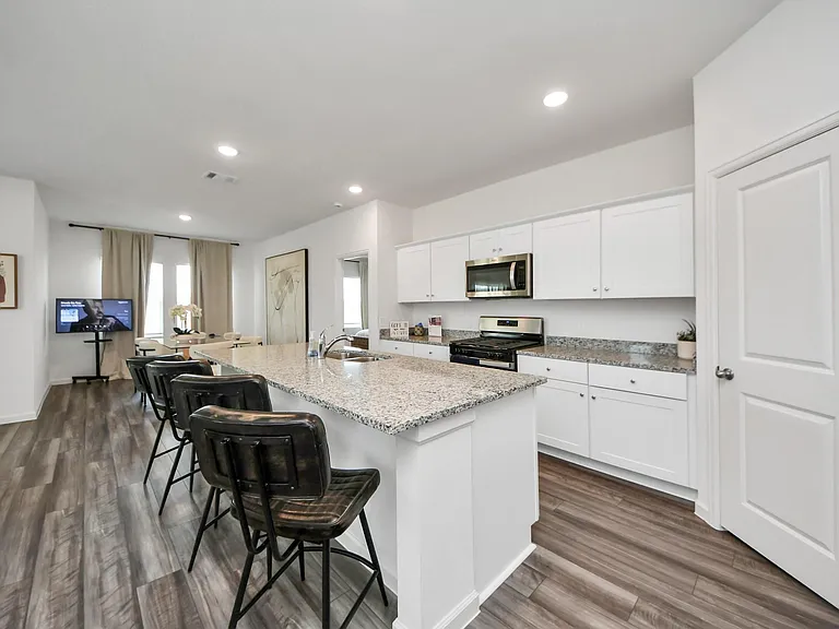 10317 Tuscan Valley Dr — Photo 3