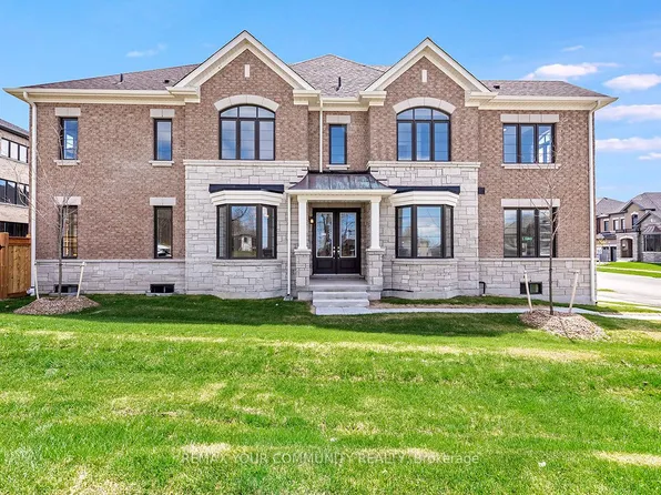 73 Bearberry Rd, Springwater, ON L9X 2C9