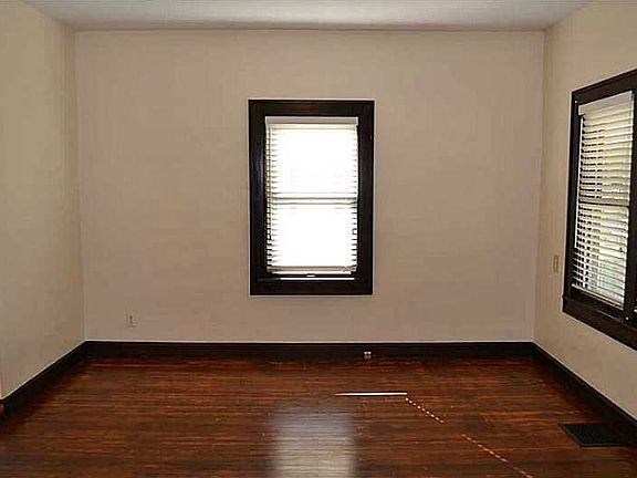 3rd image of 5145 Guilford Ave
