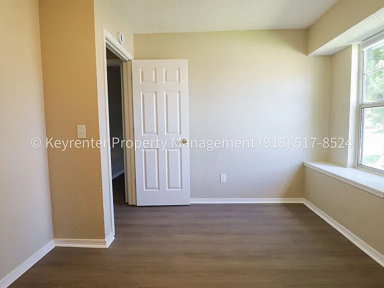1541 S 137th East Ave — Photo 28
