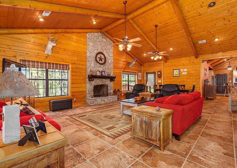 1st image of 560 Private Road 8525