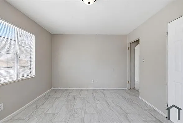 1900 45th St S — Photo 12