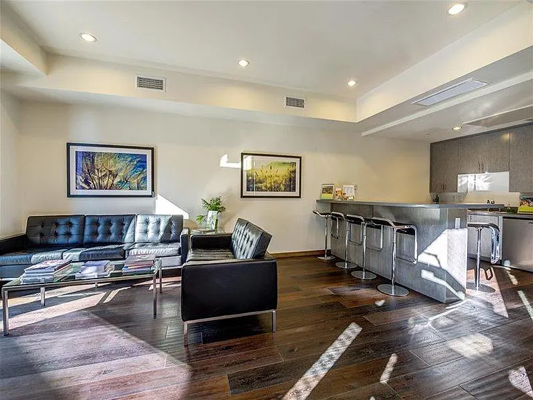 Monterey Station Apartments — Photo 6