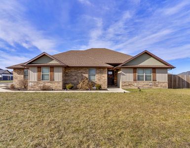 529 S Woodland Hills Avenue, Rogersville, MO, 65742