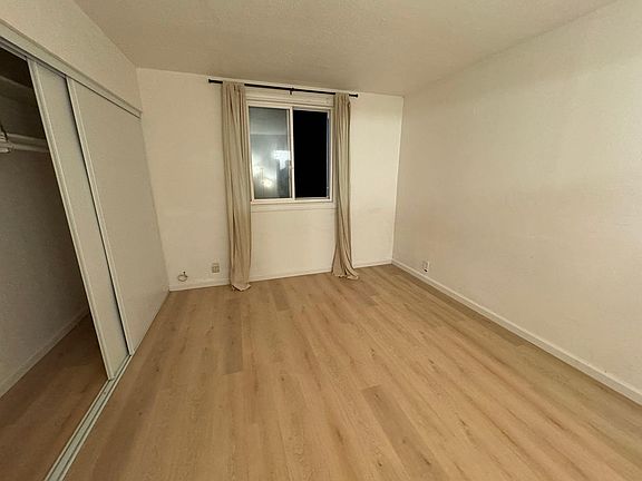 4th image of 1255 Southgate Ave
