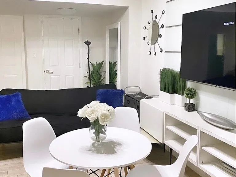 Ocean Dr — Photo 5