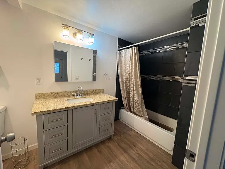 3402 E Kleindale Rd #2 — Photo 9