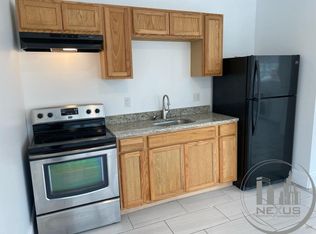 389 Bullocks Point Ave #1F, Riverside, RI 02915