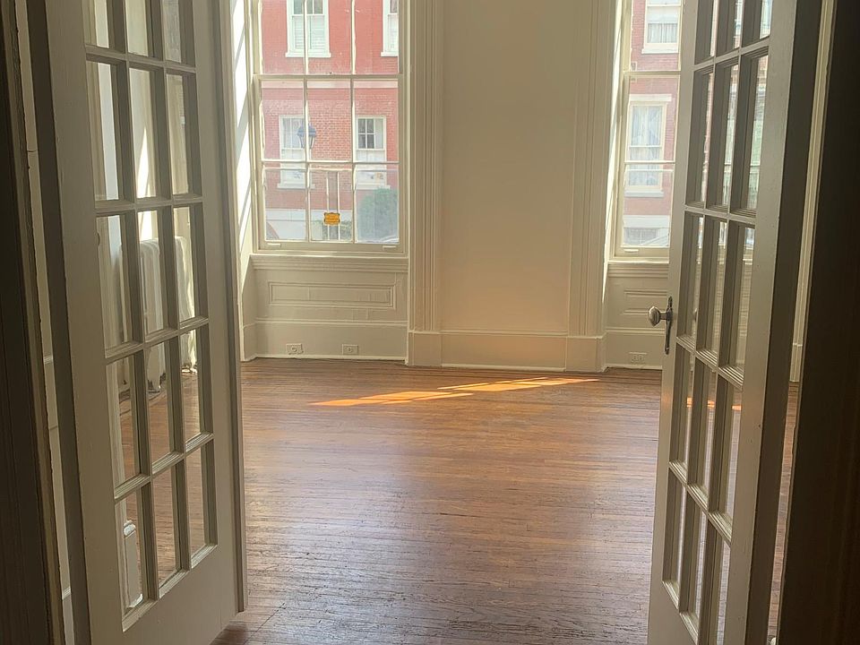 2nd image of 713 Pine St #1F