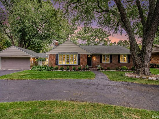 2691 Walbridge Rd, Rochester Hills, MI 48307