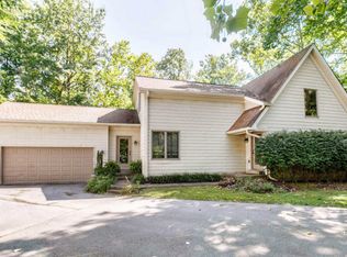 2507 Phoenix Hill Dr, Louisville, KY 40207