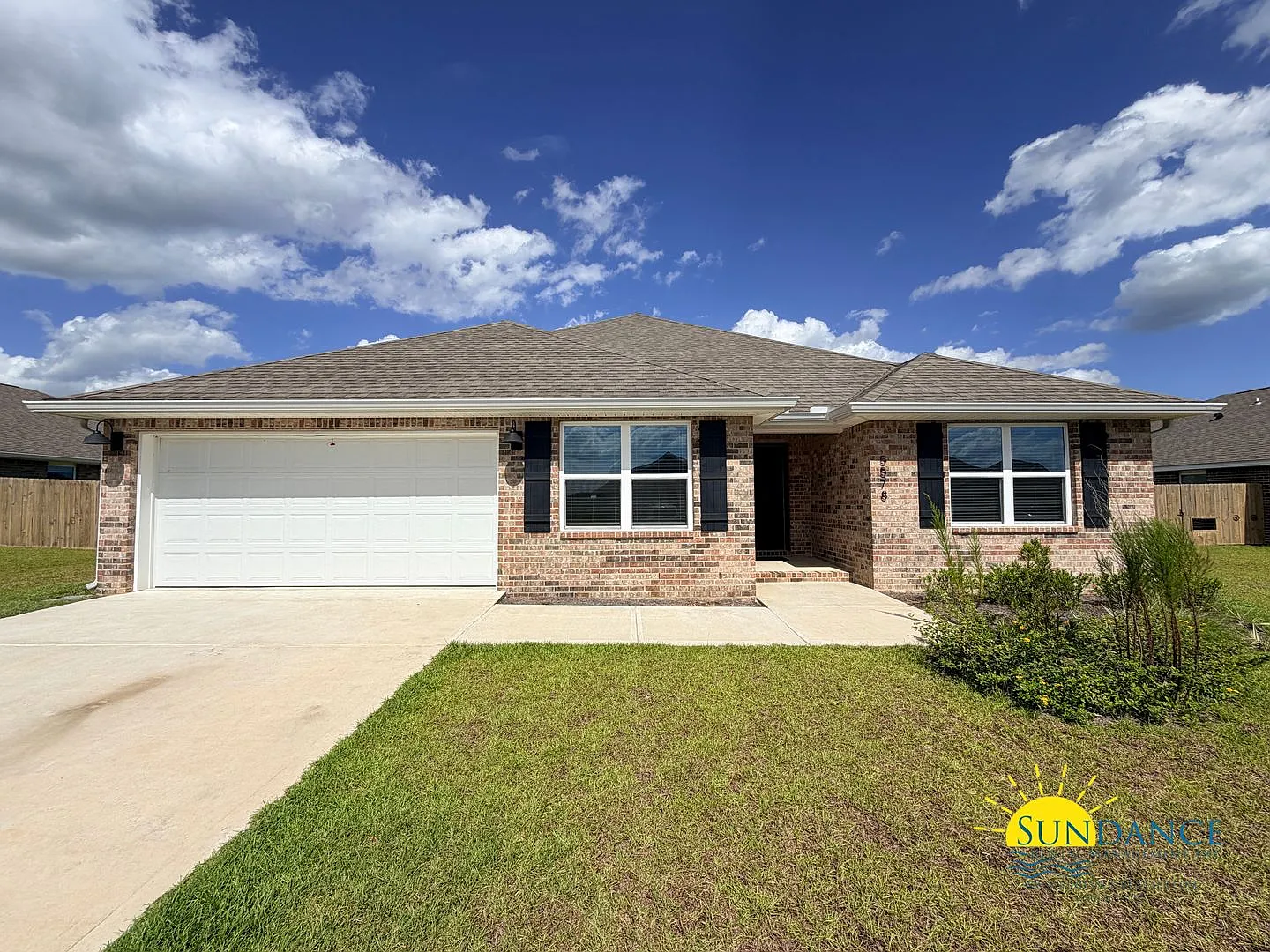 Spacious 5-Bedroom Home in Plantation Woods with Smart Home Features! — Photo 1