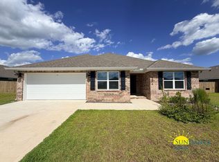 5578 Silverbell Dr, Milton, FL 32583