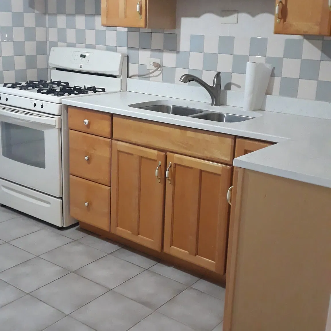 1 bed, 800 sqft, $1,400 — Photo 1