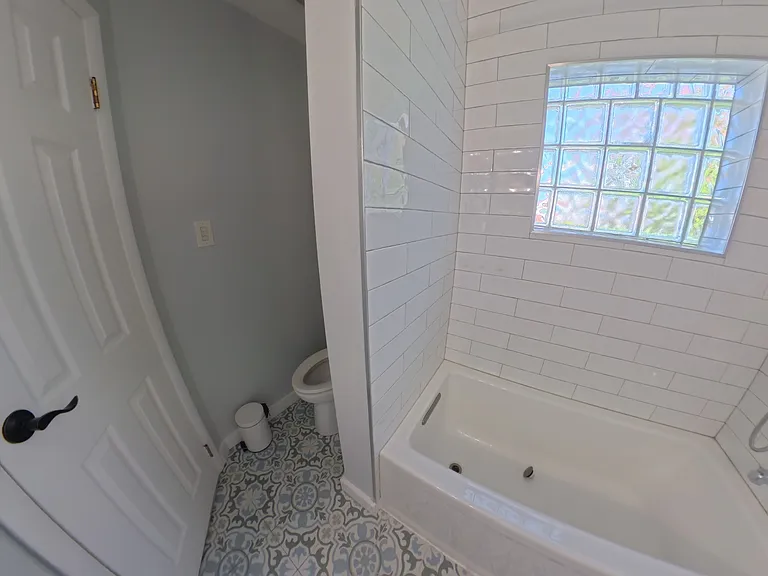 Main bathroom