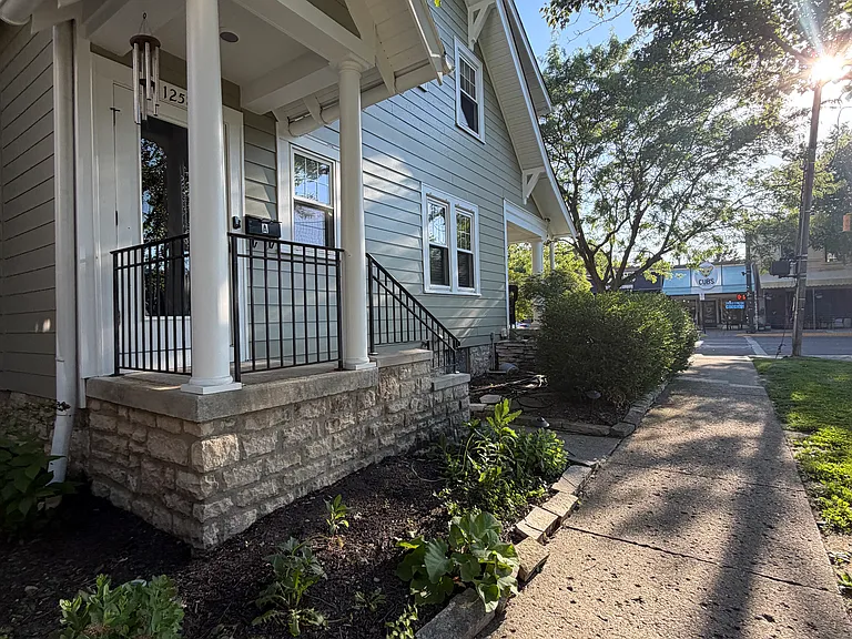 1258 Grandview Ave — Photo 16