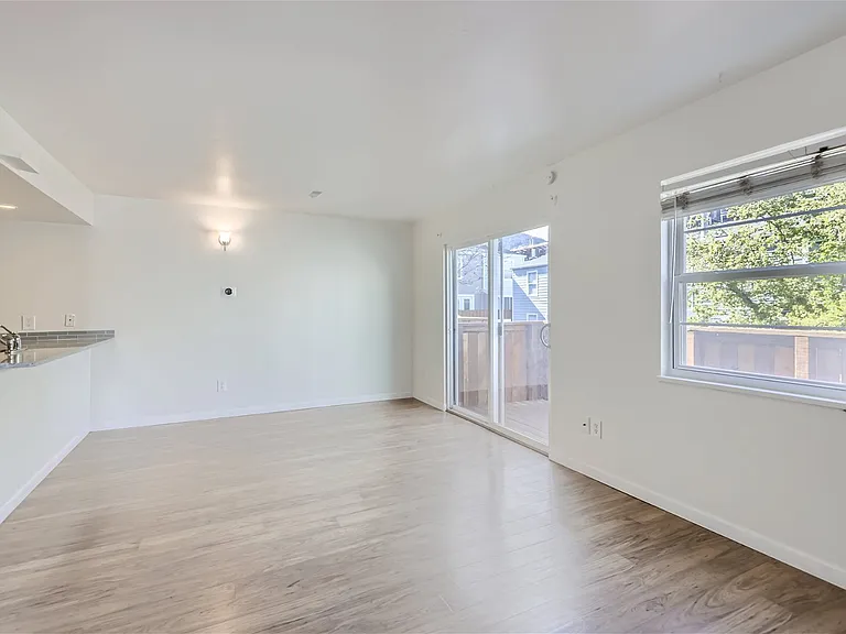 1111 Maxwell Ave #238 — Photo 3