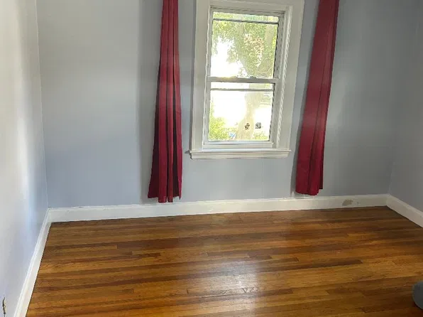 165 W Squantum St #2-R, Quincy, MA 02171