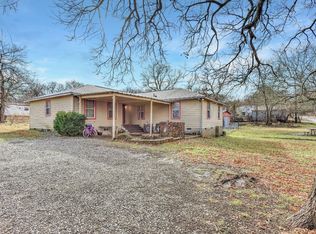 1012 E Owings St, Denison, TX 75021