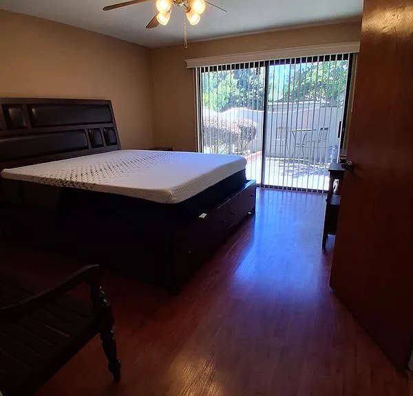 1127 Rosa Del Rio Way — Photo 7