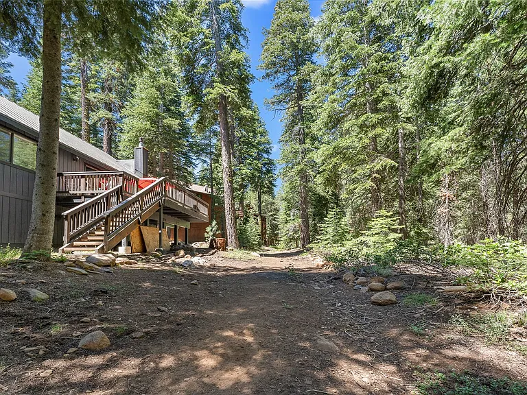 1142 Regency Way — Photo 26