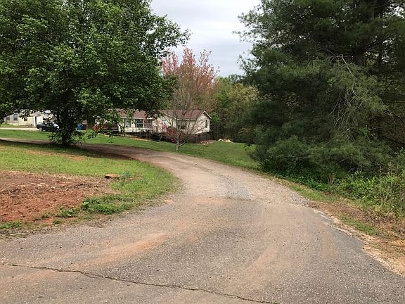 3rd image of 3597 Huie St