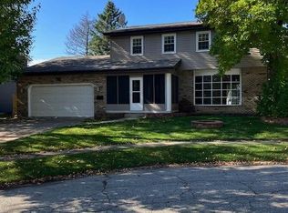 2603 Shannon Dr, Valparaiso, IN 46383