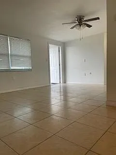2 bed, 792 sqft, $1,500 — Photo 2