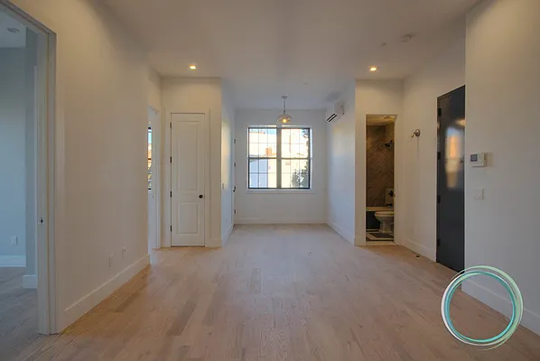 Rented by GTM Property Group  | media 28