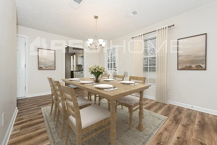 245 Helen Ln — Photo 4