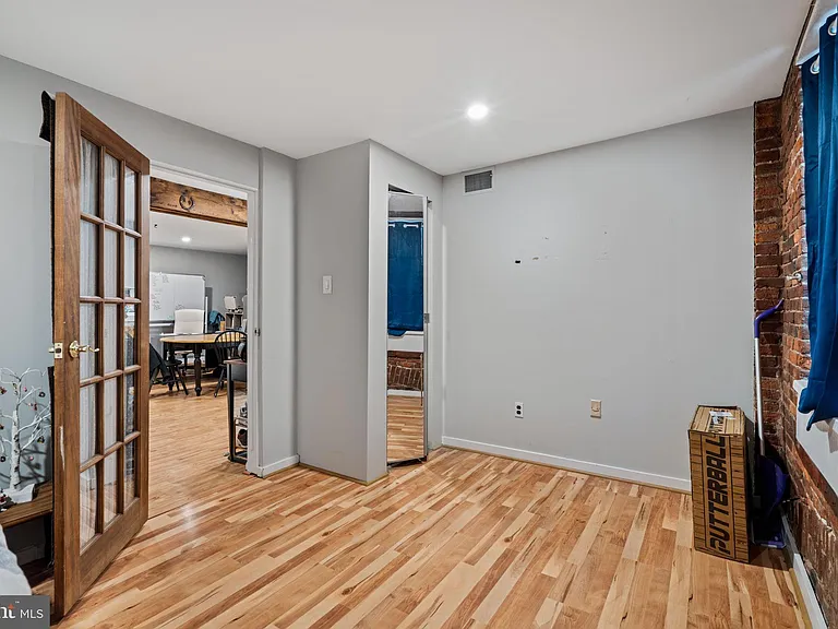 114 Naudain St #18-C — Photo 8