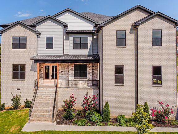 2nd image of 2205 Kayla Dr