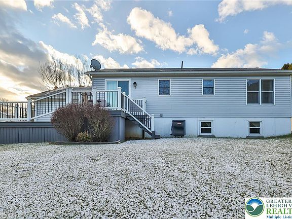 4th image of 969 Bridge Ct