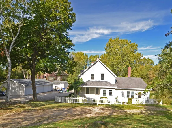 2553 Deckner Ave, Green Bay, WI 54302