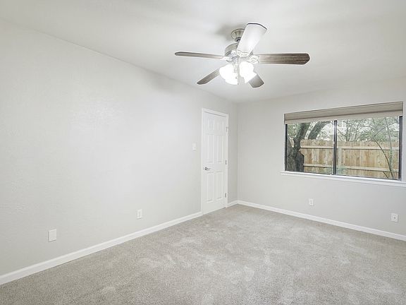4th image of 8504 Mesa Dr #A