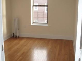 4242 80th St APT 2N, Elmhurst, NY 11373