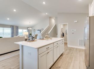 17589 Dunkirk Way, Lakeville, MN 55044