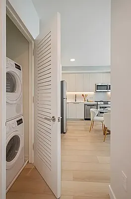 Rented by Living New York | media 22