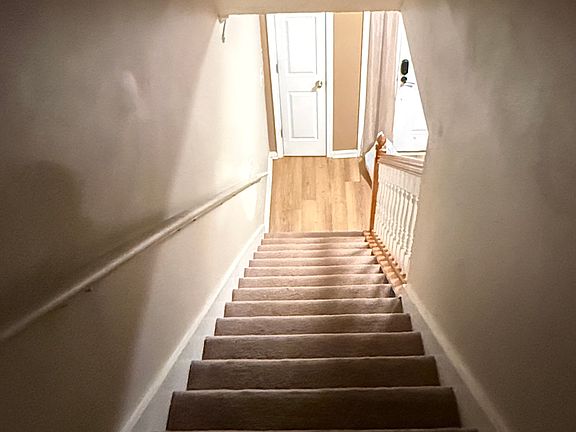 4th image of 82 Shoreline Way