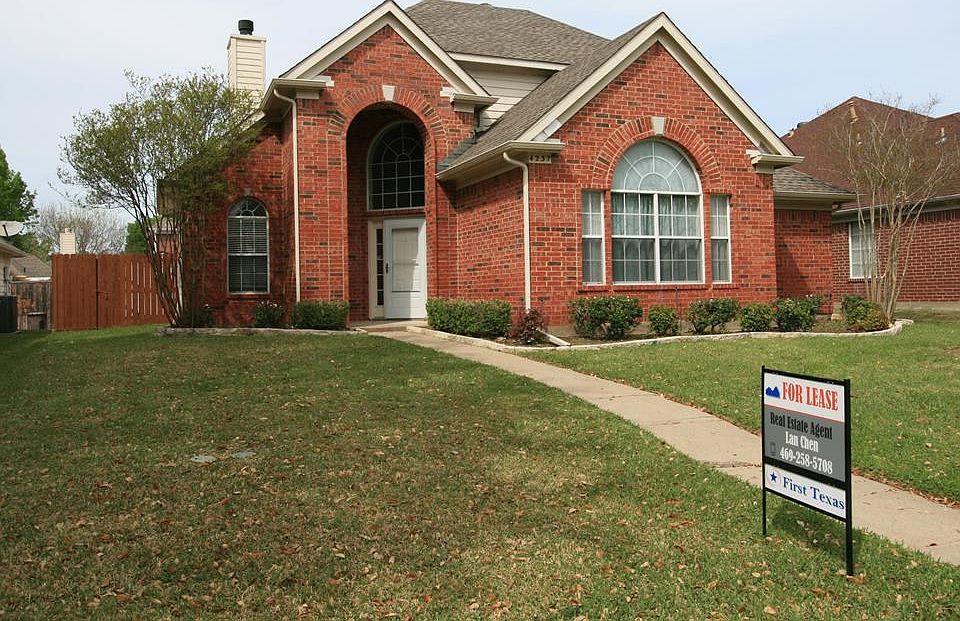 1st image of 4237 Creekstone Dr