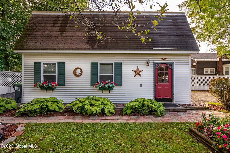 5th image of 15 Union Street