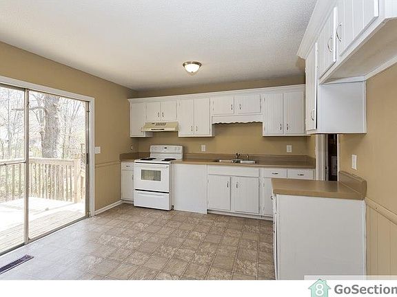 4th image of 5723 Desoto Dr