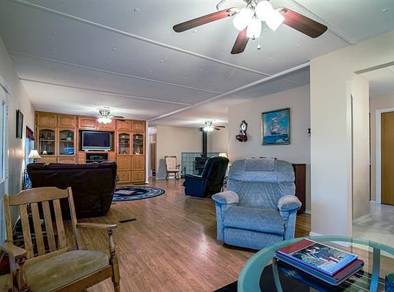 5th image of 4011 Linda Ct