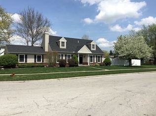 3005 Springwood Dr, Oregon, OH 43616